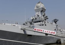 India corsa agli armamenti navali : la Marina vara la sua più grande nave da guerra