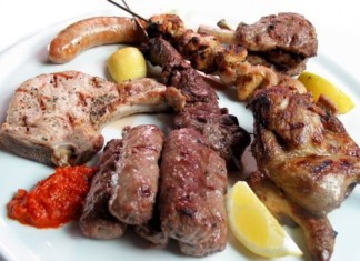 OMS: pancetta, salsiccia rischio di cancro come le sigarette