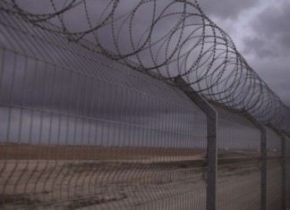5 palestinesi muoiono in scontro con IDF lungo il confine Gaza