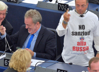 VIDEO : Gianluca Buonanno della Lega Nord – sospeso 10 giorni dal parlamento europeo