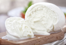 MOZZARELLA : AMICA O NEMICA DELLA DIETA