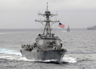 CINA : cacciatorpediniere della US Navy provoca ira cinese passando vicino alle isole contese nel Mar della Cina