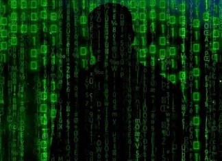 Snowden: GCHQ può prendere segretamente il ‘Controllo Totale’ del vostro smartphone