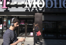Rubati i dati personali di 15 mln di persone da T-MOBILE