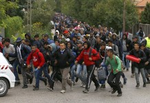 UE intende trasformare la Serbia in una ‘colonia’ di rifugiati in cambio dell’adesione