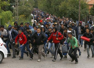 UE intende trasformare la Serbia in una ‘colonia’ di rifugiati in cambio dell’adesione