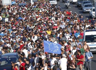 Germania: Capo Unione della Polizia chiede recinzione di confine – fermare i rifugiati