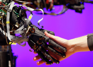 Rivoluzionario ‘Psychic Robot’ sa cosa si sta facendo prima di farlo