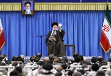 Ayatollah Khamenei : Accusando Basij di radicalismo si attua il progetto del nemico