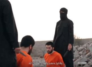 VIDEO SCIOCCANTE ISIS : Macabra Decapitazione Dopo Raid US-Curdo