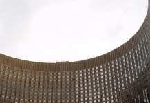RUSSIA – Mosca : Centinaia evacuati da Moscow Hotel ‘Cosmos’ per una minaccia di esplosione