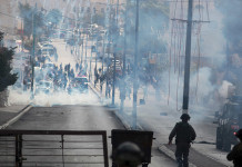 VIDEO : Decine di palestinesi feriti in scontri anniversario della morte di Arafat