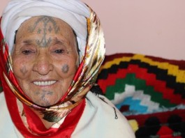 Piccolo manuale di lettura dei tatuaggi berberi in Algeria