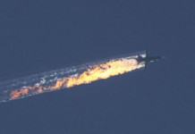 VIDEO – Jet Russo Su-24 da combattimento abbattuto sulla Siria