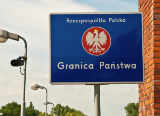 Polonia si ritira dal piano per ospitare i migranti dopo l’attacco a Parigi