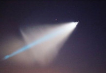 VIDEO – CALIFORNIA : UFO, METEORA, MILITARE? Oggetto Illumina la Notte