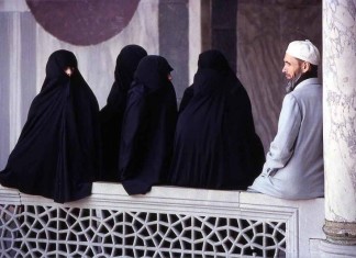 Arabia Saudita: una candidata donna vince alle elezioni comunali