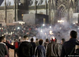 Germania : Report Shock – 12 stati interessati da violenze sessuali e furti perpetrati da immigrati