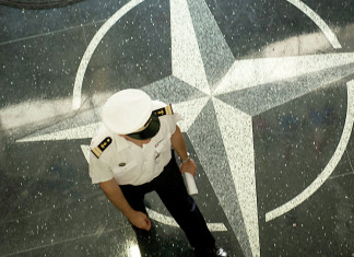 Chi difende il Mondo dalla NATO ?