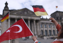 Erdogan warning : Europe not ready to face 3mln refugees as EU-Turkey deal collapse looms