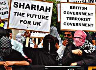 REPORT : UK Muslims Not Integrating