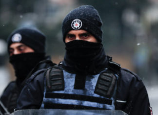 TURKIA : Gun attack at Istanbul restaurant, casualties reported