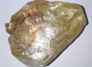 Sierra Leone pastor finds huge 706-carat diamond