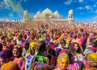 A feast of spectacular colour as Hindus celebrate Holi