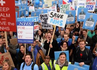 Thousands rally in London to protest privatization of health service