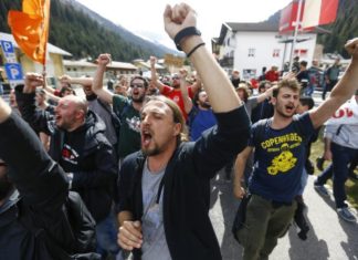 Austria : after 15yo girl brutally raped – Town refuses to accept refugees