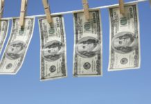 INTERNET : Paradise money launderer