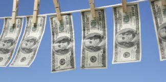 INTERNET : Paradise money launderer