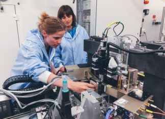 Healthcare : Nanoparticles from tattoos travel inside the body