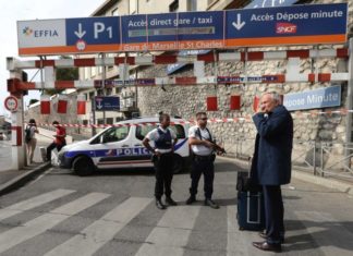 French soldiers shoot dead knife attacker who, shouting ‘Allahu Akbar’, killed 2 in Marseille