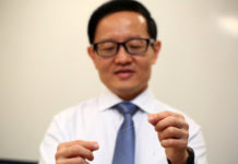 Smart, ultra-thin microfibre sensor for real-time healthcare monitoring and diagnosis