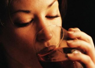 Higher Estrogen Levels Linked to Increased Alcohol Sensitivity in Brain’s Reward Center
