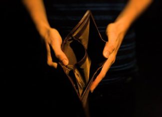BlackWallet hacked: Hackers replace DNS server, steal $400k in Stellar