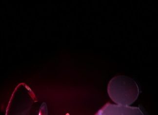 Research produces 3-D images floating in thin air