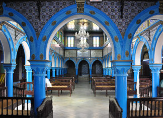 Tunisia : Synagogue firebombed – Jewish school and a historic synagogue have been attacked in Djerba