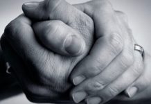 Study shows women experience less pain when holding loved one’s hand
