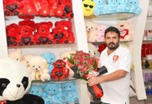 Un-forbidden love: Saudis enjoy second ‘religious police-free’ Valentine’s Day