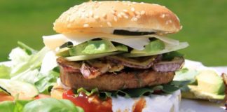 Burgers, other foods consumed at restaurants, fast food outlets, cafeterias, associated with higher levels of phthalates