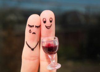 Study finds alcohol dampens brain waves associated with decision-making but not motor control