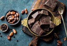Dark chocolate consumption reduces stress and inflammation