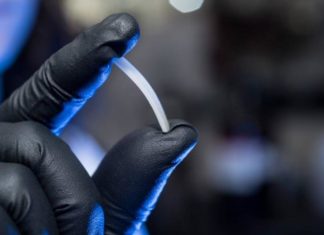 Infinitely recyclable polymer shows practical properties of plastics