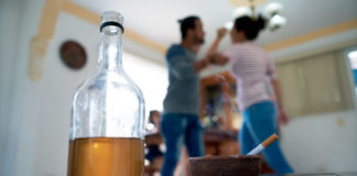 Maternal Binge Drinking Linked to Mood Problems and Alcohol Abuse in Offspring