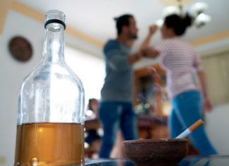 Maternal Binge Drinking Linked to Mood Problems and Alcohol Abuse in Offspring