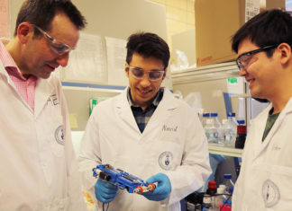 Researchers develop portable 3-D skin printer to repair deep wounds