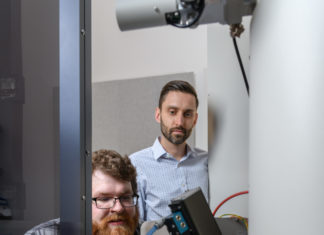 Smart grid of the future : Sodium- and potassium-based batteries