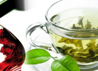 EGCG and tannic acid, polyphenols found in green tea and red wine, may help to effectively block the formation of toxic amyloid structures